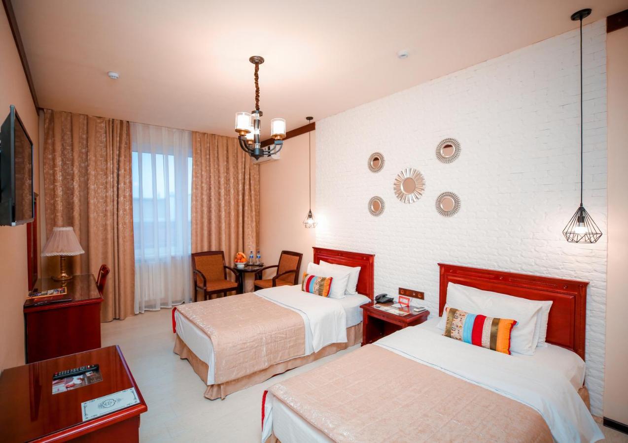 Asia Tashkent Hotel Exterior photo