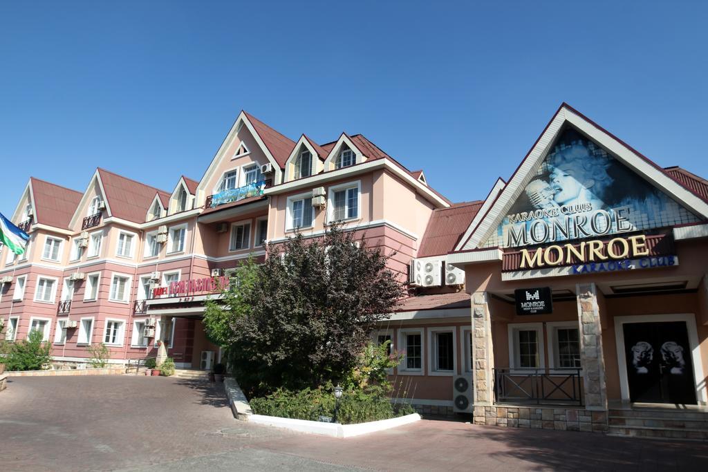 Asia Tashkent Hotel Exterior photo