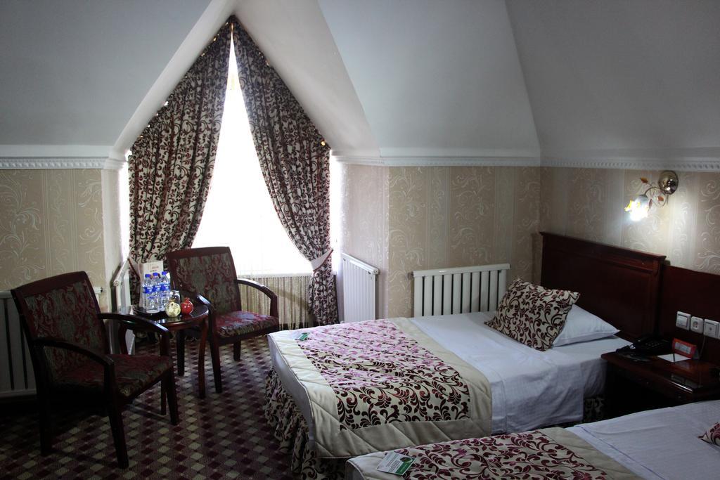 Asia Tashkent Hotel Exterior photo