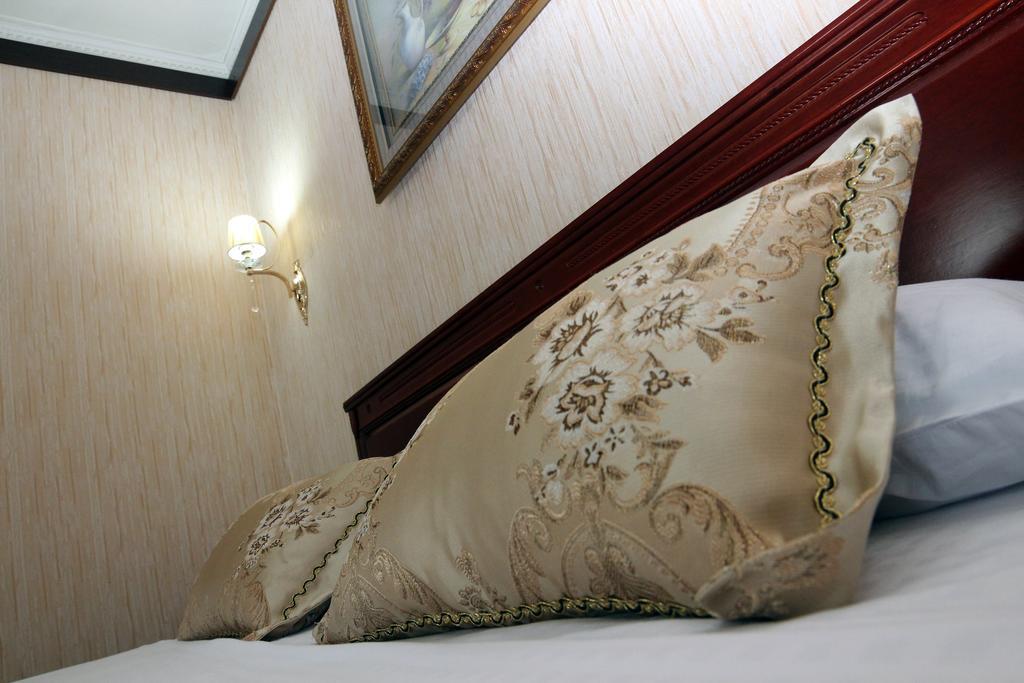 Asia Tashkent Hotel Exterior photo